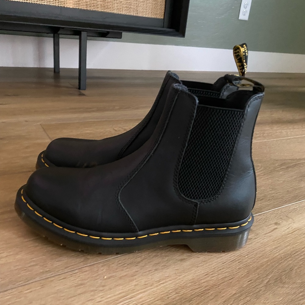 Dr Marten Chelsea Boot size 8